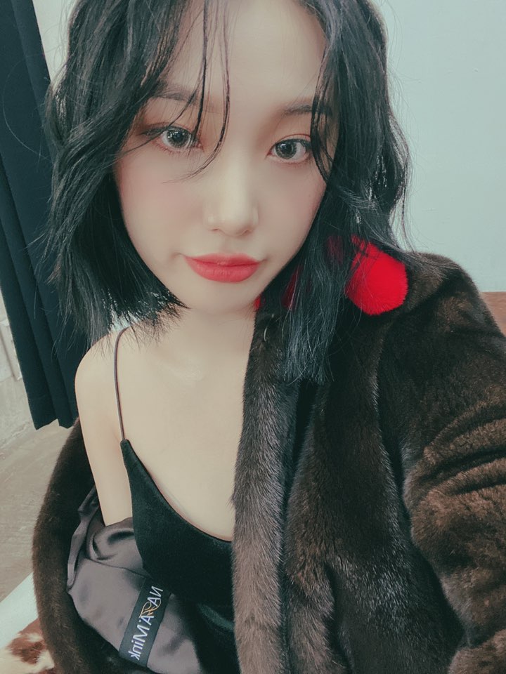 HINAPIAofficial's tweet photo. [ #민경 ]
많이 기다려띠💕 메리클쓰💕 https://t.co/lexKRUjW4w