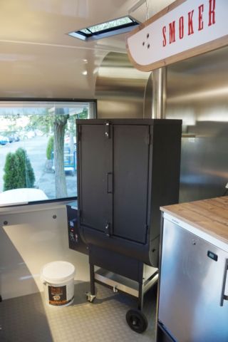 StreetFoodRpt's tweet photo. LOW &amp; SLOW #SmokedSalmon #SmokedMeat #StreetFood #FoodTruck Trailer Pellet Smoker with built in holding/warming cabinets and dual prep fridges. For Details email glen@FoodTruckKings.com https://t.co/Af8nylhf00