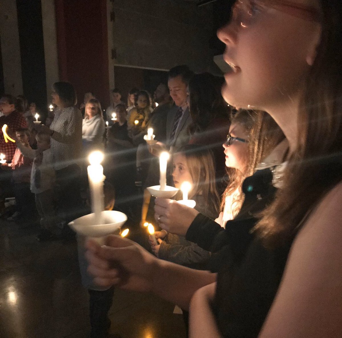 jasongant's tweet photo. Merry Christmas Eve! #candlelightchristmaseveservice #rezwest https://t.co/hlC0KEJJ0K