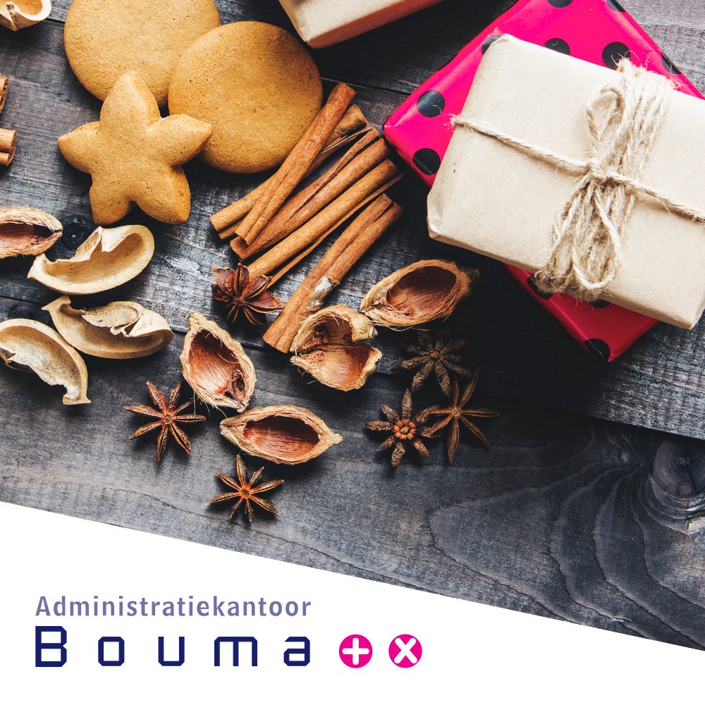 AdBouma's tweet photo. Alle medewerkers van Administratiekantoor Bouma wensen u fijne kerstdagen! https://t.co/WrB68JGFLb