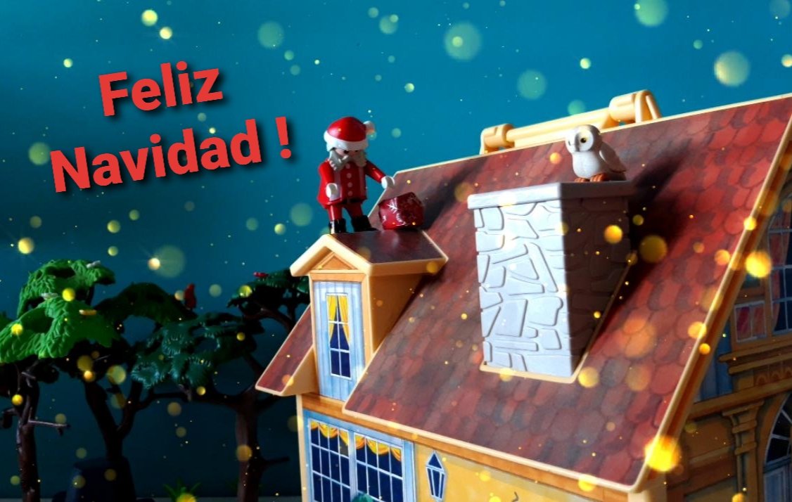 rocassos's tweet photo. Muchas gracias por estar ahí, por compartir #talento #creatividad  #humor #entusiamo #optimismo #ilusión #inspiración ... Para mi estos valores que tendrían que guiarnos todo el año y hacernos la vida más feliz. Estéis donde estéis, #FELIZ #NAVIDAD #MERRY #CHRISTMAS #Playmobil https://t.co/iPiac3pOi9