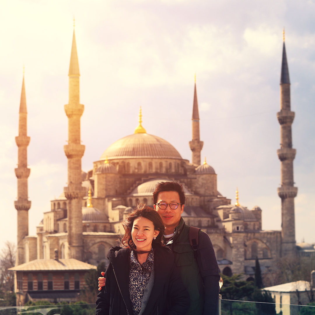 GoTurkiye's tweet photo. The most incredible sights in the world are best spent with the most incredible person in the world. ❤️
#Turkey #Istanbul #LoveInTurkey https://t.co/hjIlyIeTsX