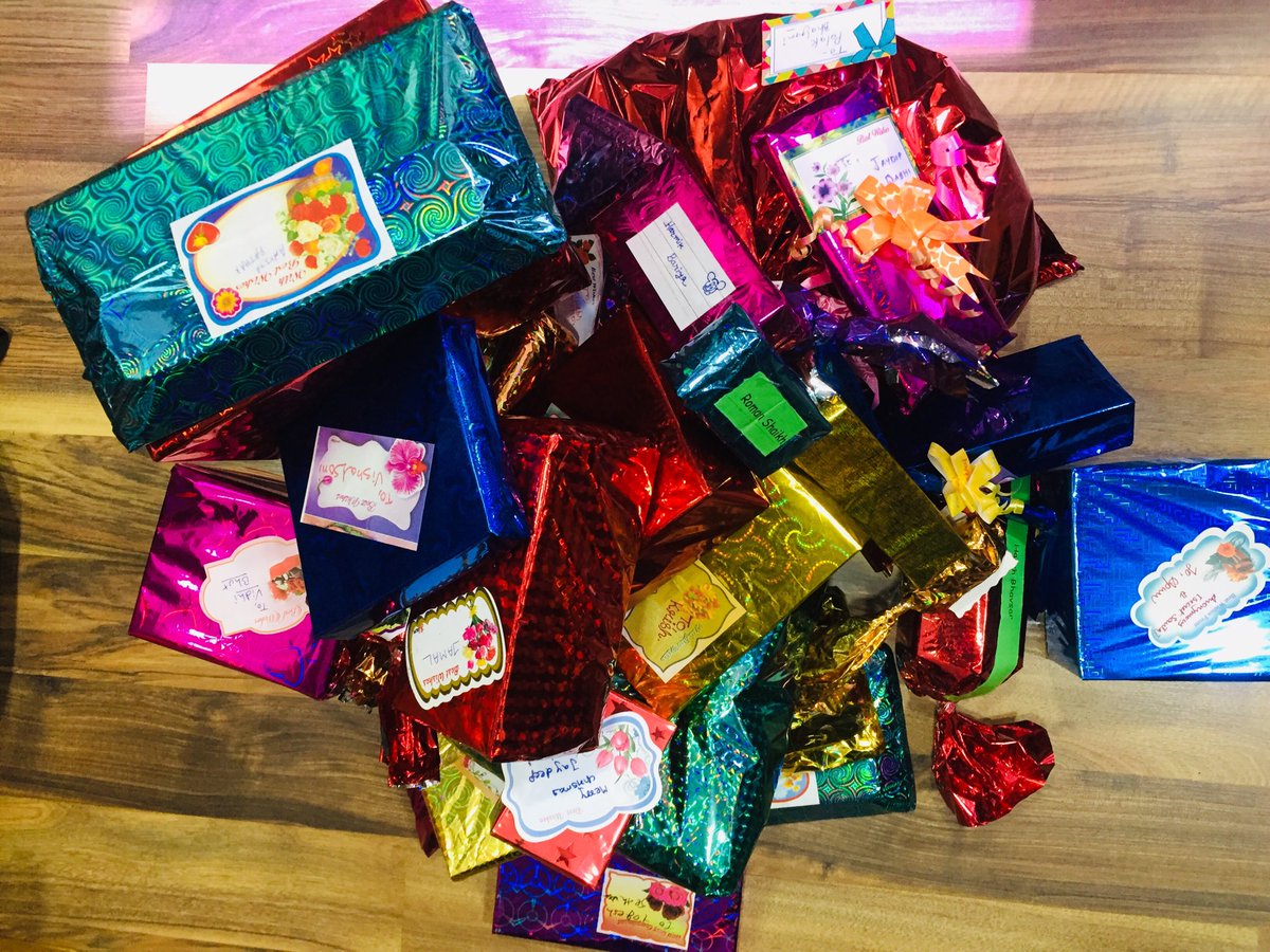 inheritx's tweet image. #Christmas #Celebration @ Inheritx Solutions.

#lifeatinheritx #gifts #fun #lunch #chritsmas