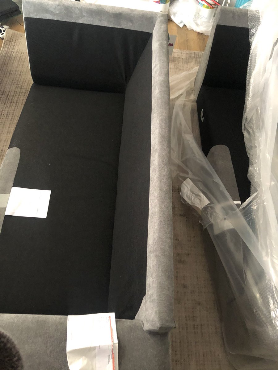 Callumsee's tweet photo. How have @ArgosHelpers just delivered our sofa on Christmas Eve and they’ve left us 2 corner pieces and no chance of getting the correct half of our sofa till AFTER Christmas 😂😂👏🏼 New levels of incompetency reached in time for 2020 👌🏼 https://t.co/CjEdaiAZXB