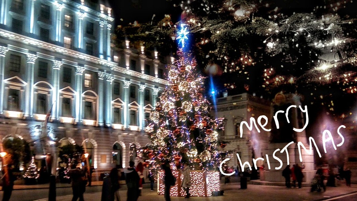 Afterthought_Th's tweet photo. Merry Christmas https://t.co/UMjFxRqPZ8
