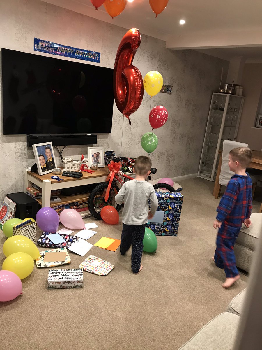 jamescrosbie's tweet photo. 6 years today...where has the time gone! #happybirthday 👍🏻💙 https://t.co/jmogsX7v4e