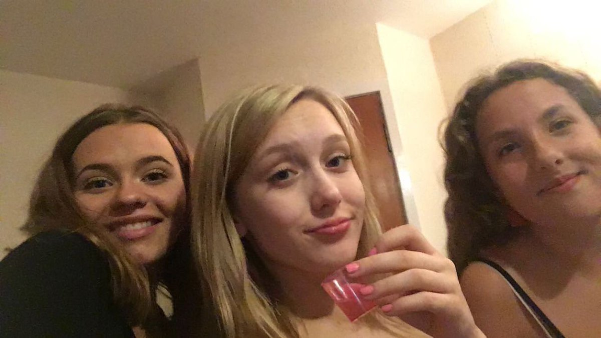Eve Trojan x tweet media