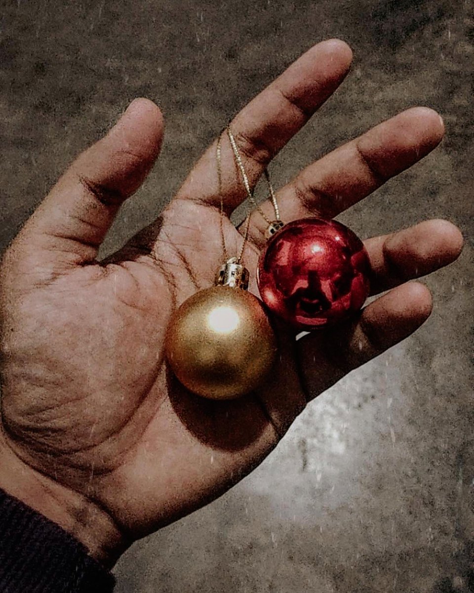 JoeyboyPutotoy's tweet photo. Greeting everyone dear to me a Merry Christmas. Will turn off my mobile device to enjoy time with the fam. ❤️
#TurnOffToTurnOn https://t.co/nzTRxJhRCp
