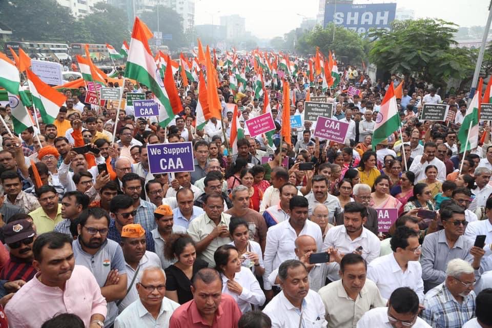 ZicoNaik's tweet photo. @dhaval241086 Peaceful and MASSIVE support for #CAA #SuratWithCAA https://t.co/wRvce5j9aS