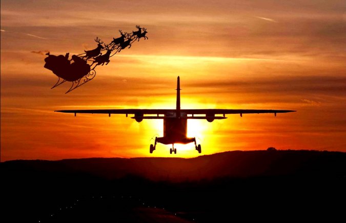CCLAviation's tweet photo. Season's Greetings and Best Wishes for the New Year from everyone at CCL Aviation! https://t.co/639Amdw2CI