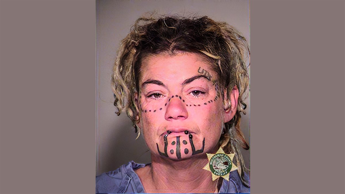 Sarah Pugh, 38, was convicted for her role in the antifa May Day riot in 2017 in Portland that saw parts of downtown set on fire. Antifa threw rocks & incendiary devices at police. Pugh pleaded guilty to felony charges of arson & rioting. She only got probation.  #AntifaMugshots