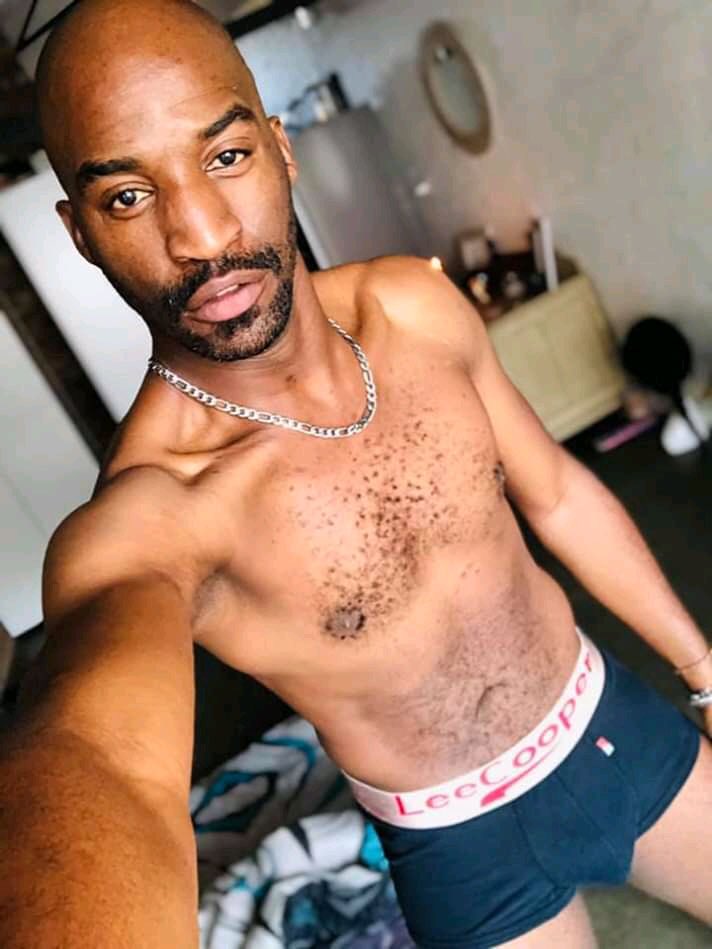 VushlyWave's tweet photo. @___Koree___ BOdy and Face..... #bodyandface https://t.co/KkMm8GQNJA
