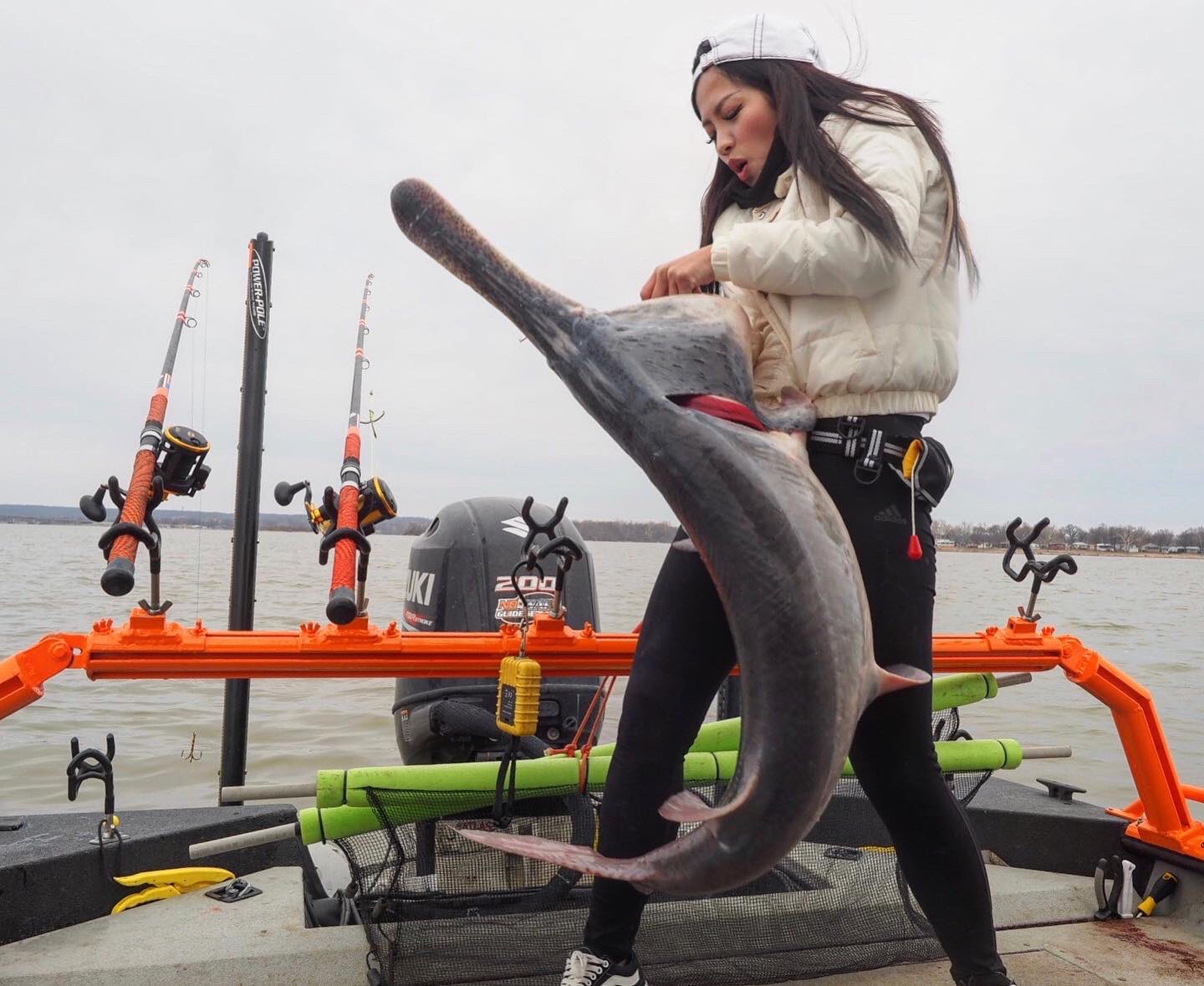 マルコス 釣り名人への道 19マルコス怪魚シリーズ アメリカ オクラホマ ヘラチョウザメ 怪魚ハンター 怪魚 マルコス 釣り 釣りガール ヘラチョウザメ T Co A1qvarri4z Twitter