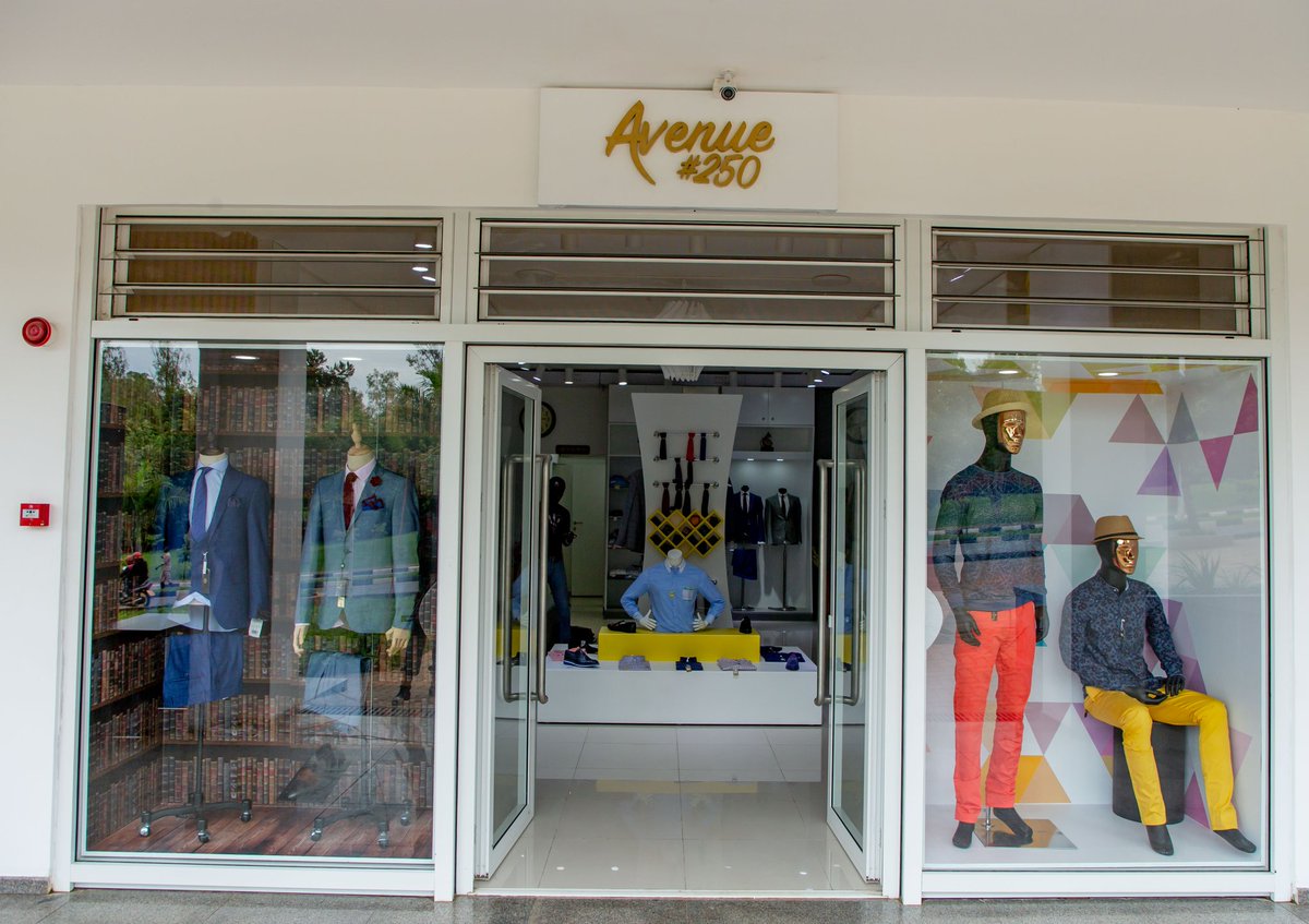 KBCbuilding's tweet photo. Got a late start on holiday shopping? We won't judge. But we will point you in the direction of the perfect last minutes gifts. Don't miss out a discount of 30% @avenue250 , 30% #Brose,  20% #shukigosports,  20% at new accessize on selected items. 
@CharlesHaba @CenturyRwanda https://t.co/WyEBlhblWq