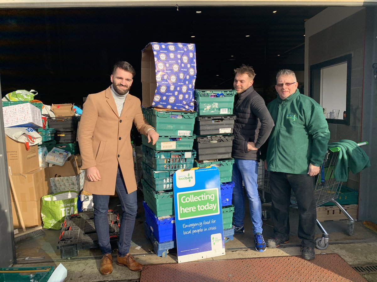 GoPhantoms's tweet image. This morning Ryan Bainborough and Nathan Pollard dropped all of your donations off to Peterborough Food Bank! It’s been weighed and we would like to announce than we received an incredible 200.6KG, thank you to everyone who donated! Merry Christmas Phantoms fans 🎅🏽

#GoPhantoms