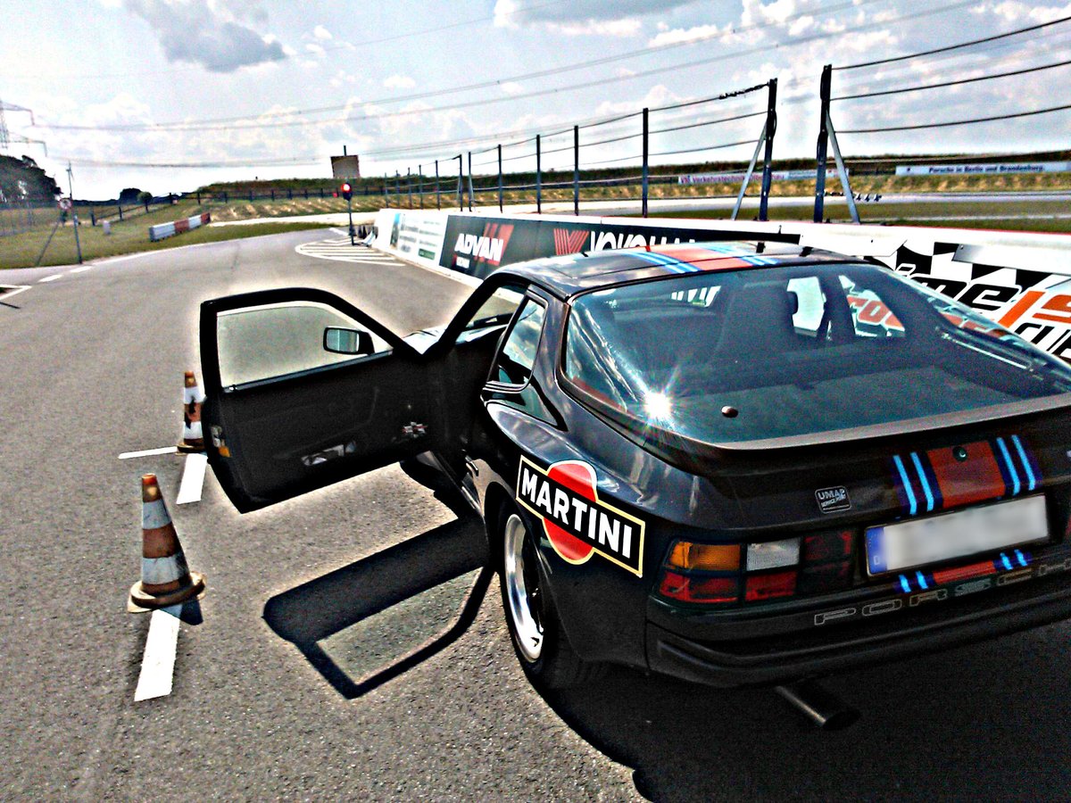 my loved weekend vehicle #Porsche #MartiniRacing #MartiniPorsche