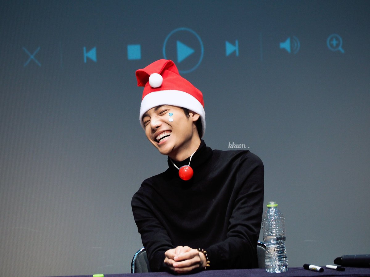 kkwn's tweet photo. All I Want for Christmas is You🎄✨
#MerryChristmas
#원 #정제원 #ONE #แจวอน https://t.co/ZQtDB6kVeA