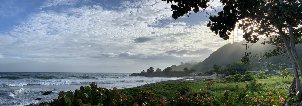 🎅🎄🤶🇻🇪 🏄‍♂️ #LaGuaira #LosCaracas #LaPunta #Vargas Inside 2-3Ft. Soleado 8:37 Am #24Dic #Venezuela #Diciembre #SurfReport #Live #EnVivo #Playa #Wave #WaveReport #IgersVenezuela #Surf #Sup #BodyBoard