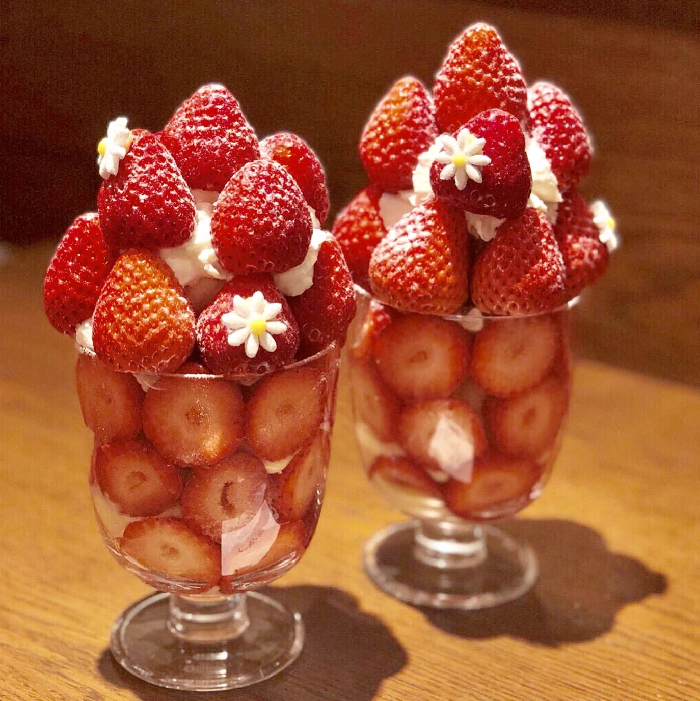 1月中旬から期間限定発売！「FUKUNAGA901」ではあまおうを1パック使ったパフェ「いちごやま」が発売される！！