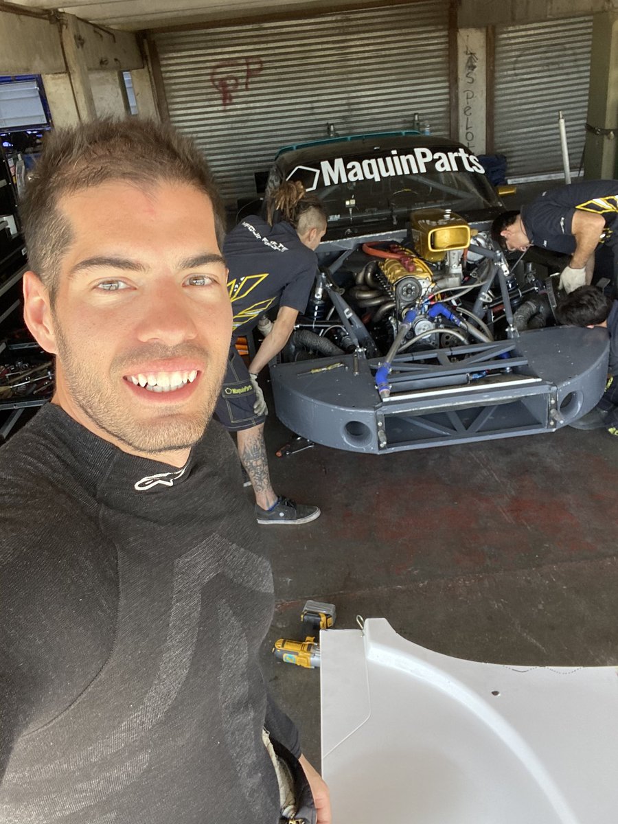 Gracias a los fanáticos del automóvil y del toro que siempre me hicieron el aguante! Ojalá pueda darles muchas alegrías más! Vamos con todo para el próximo año!
Pronto voy a estar subiendo el diseño del auto para el 2020. 
Felices fiestas y felicidades para todos .