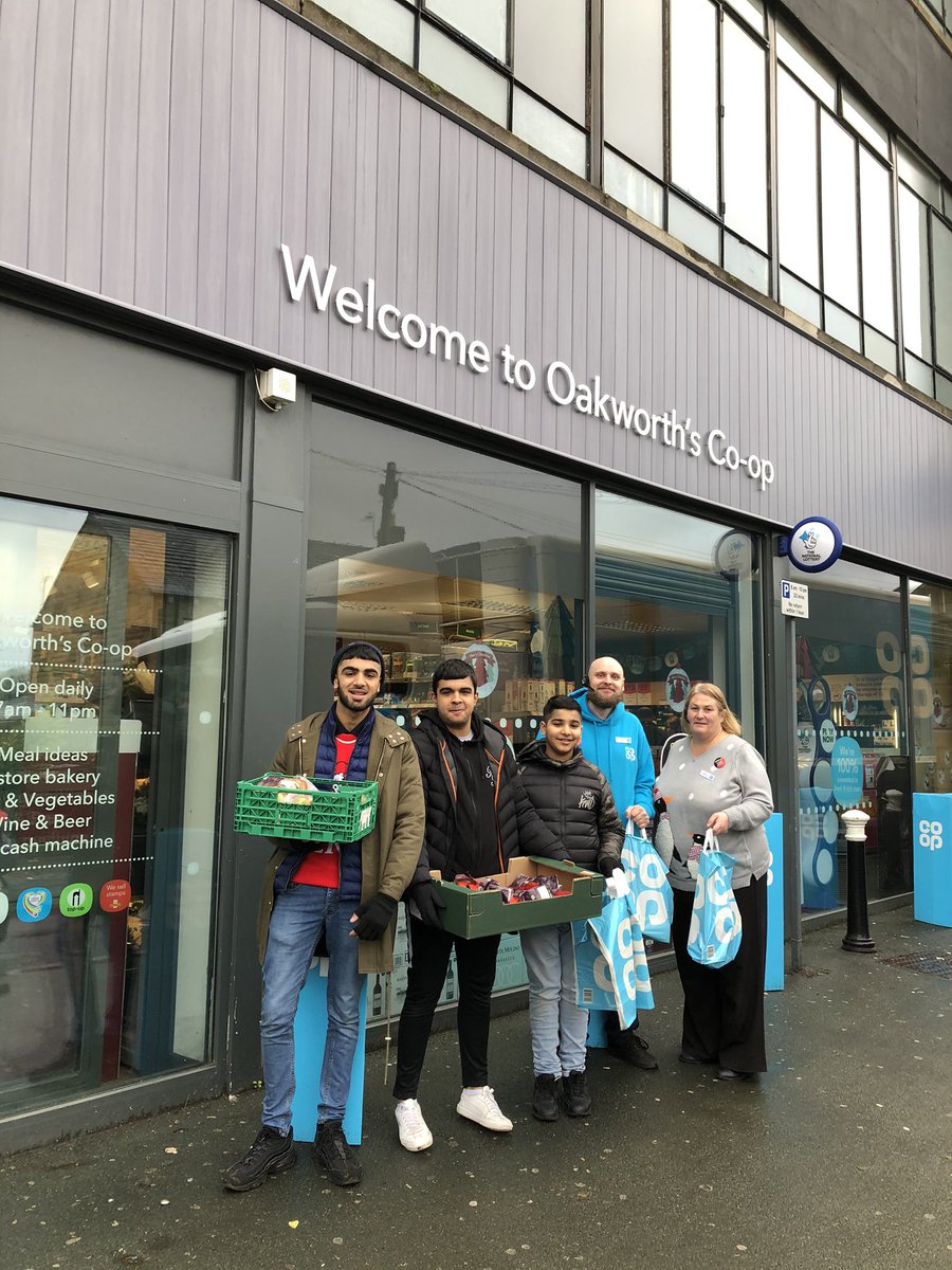 Great to be able to support people who have given their time and effort to feed the homeless this Christmas #ITSWHATWEDO <a href="/CraigHemingway0/">Craig Hemingway</a> <a href="/keighleyBIG/">Big Local Keighley</a>