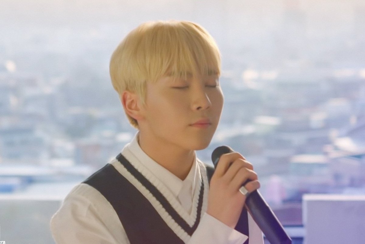 BooVoiceBox_mp4's tweet photo. #승관아_노래해줘서_고마워 
너의 모든 말들이 나를 다시 일어서게 해 Everything is Alright
🍊https://t.co/KJLi9R39i8
🍊https://t.co/h48m3ovWjj
🍊https://t.co/KeuEcT5t9V https://t.co/2KvOTuMy2y