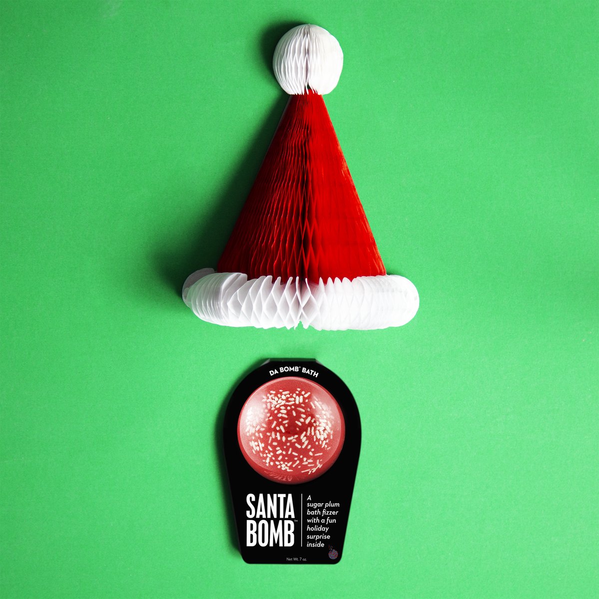 daBombFizzers's tweet photo. Merry Fizzmas! ๐๐
#MerryFizzmas #HappyHolidays #Santa #SantaBomb #BathBomb #HolidayFizzer https://t.co/PoOz5PLfvX