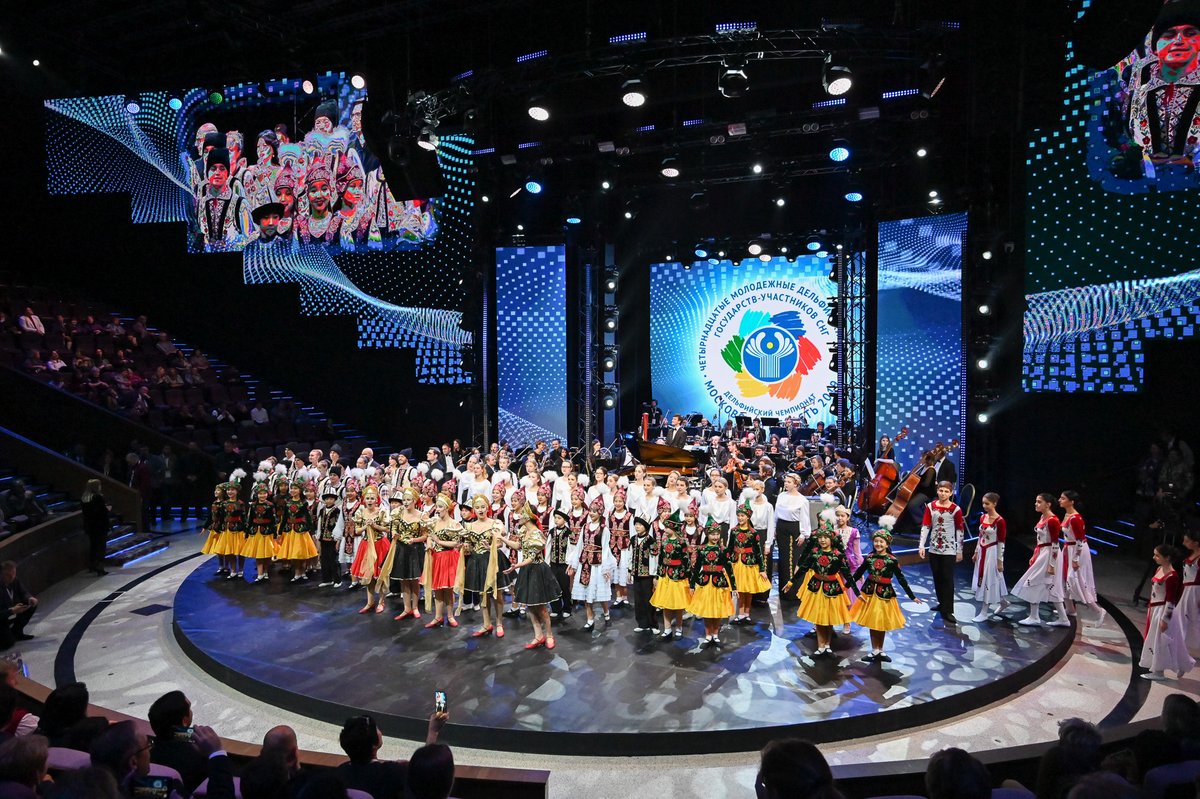 On November 25, 2019 Gala Event and Concert of the Fourteenth Youth Delphic Games of the CIS Member States took place
#delphicgames #delphicgames2019