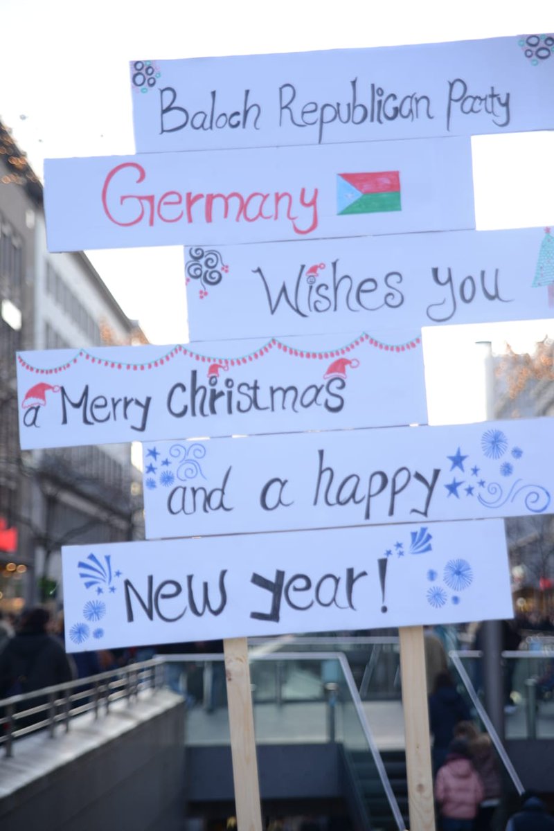 khanZadBaloch's tweet photo. Merry #Christmas to our Christian community in #Balochistan and all around the world.
#GerechtigkeitfürBelutsch
#Christmas https://t.co/rx9HWiMC7t