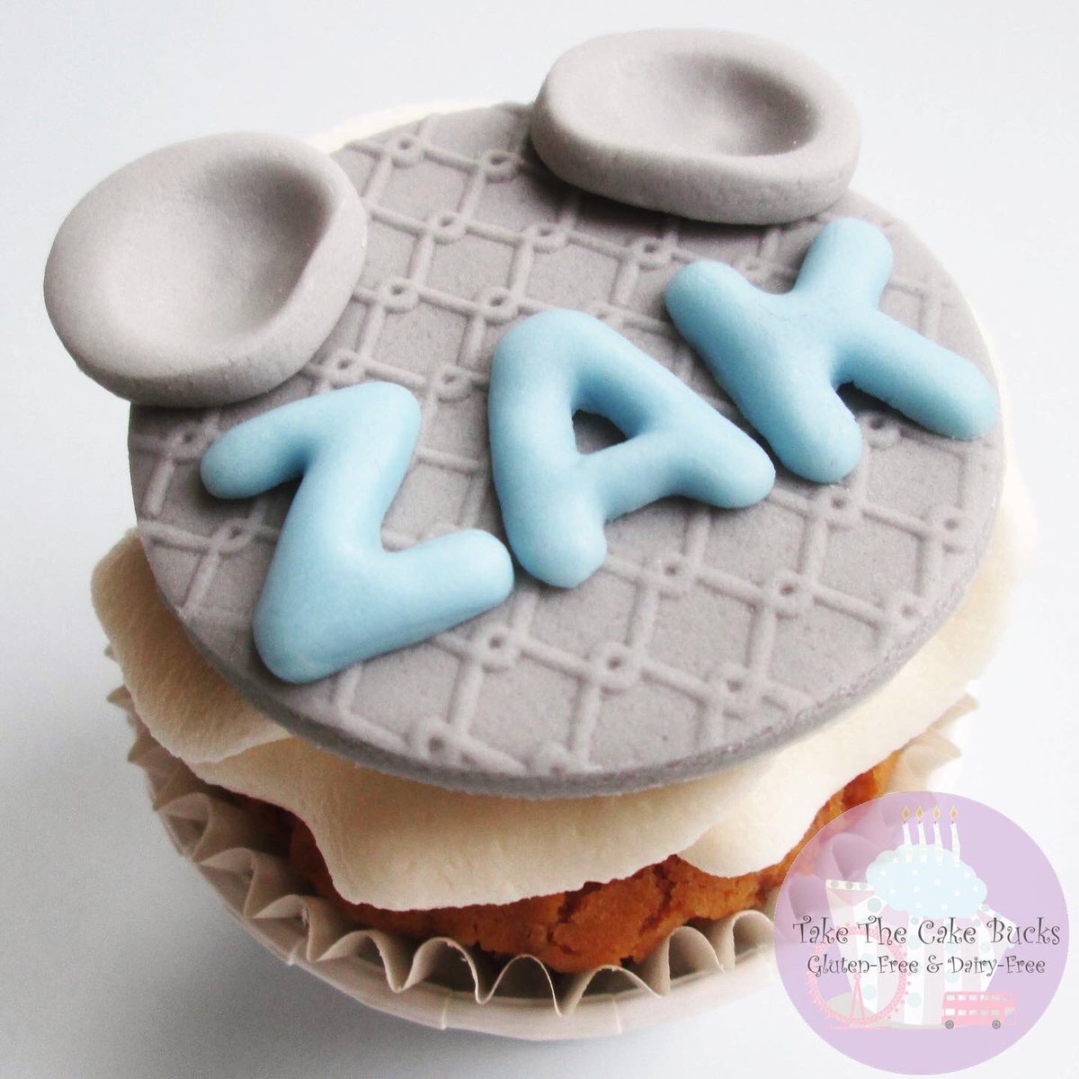 TakeTheCakeBKS's tweet photo. #Vegan and #glutenfree chocolate and pumpkin tatty teddy cupcakes🐻💙 #metoyoucupcakes #metoyoubearcupcakes #tattybearcupcakes #tattyteddycupcakes #metoyou #metoyoubear #tattyteddy #vegancupcakes #glutenfreecupcakes #dairyfreecupcakes #dairyfree #eggfree #eggfreecupcakes https://t.co/yHxuMHuEd2