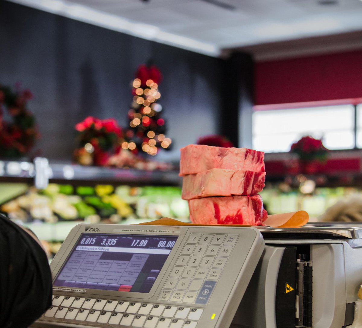 We'll be here for you until 4pm today! Stop in for all of your last minute needs. Wishing everyone a Merry Christmas Eve. 🎄 #HappyHolidays #TheButchersMarkets