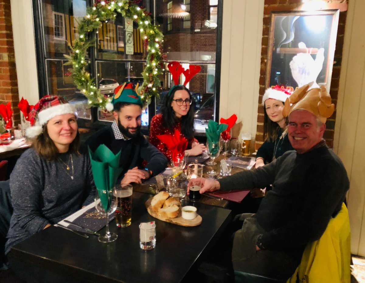 WildeLab's tweet image. Wishing you merry Christmas and a wonderful New Year from the @WildeLab!