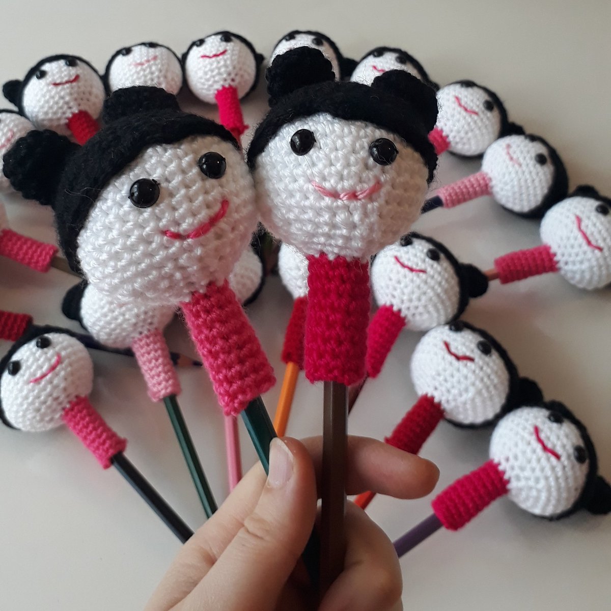 Buda kız öğrencilerimiz için yapıldı. Yapilan her elemeği güzeldir. Yeterki değerini bilen olsun. Bilgi ve sipariş için dm den bana ulaşabilirsiniz