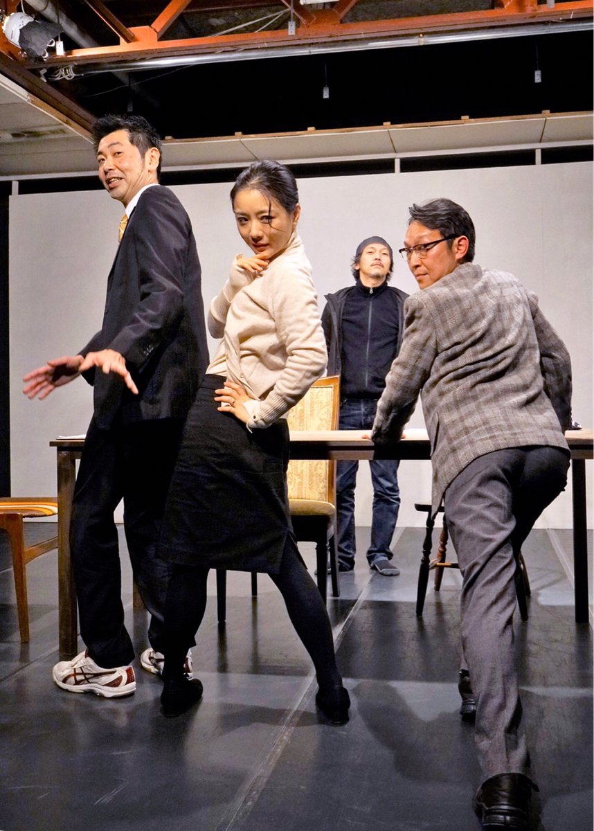 inshil30's tweet image. 3sheepのみんな

めちゃめちゃ好きな一枚。

我を見失わないナギさん
にわかファンが増えてるふるさん。
よく考えたら普通の話をもったいぶってするみっちゃん。
紅一点美女なのに男前な若菜ちゃん⭐

素敵なメンバーでのお芝居でした。
思い出しX'masEve🎄
#3sheep
#ユニークポイント
#白子ノ劇場