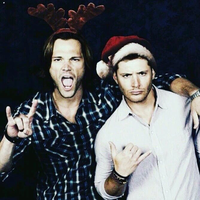 superwalkerdead's tweet photo. Merry Christmas, Hunters !! 🎄 https://t.co/40GkJwe6MF