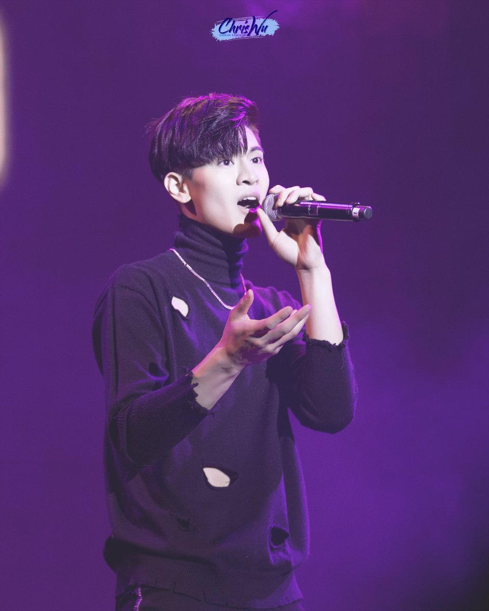 chriswutwfc's tweet photo. 吳承洋x起。承mini concert

今晚我不想分開
讓我沉醉你的懷
不要把我的愛出賣 被迫醒來
我算不上你的愛
只能陪你走這一段
但願能讓你回憶起來

#吳承洋 #ChrisWu #吳承洋ChrisWu
#起承miniconcert

🚫Do NOT re-edit,commercial use,remove logo
‼️cite chriswutwfc when sharing our photo https://t.co/A9rp8IiCmG