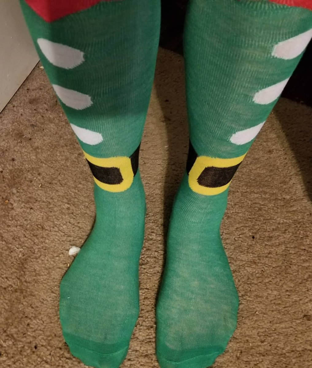 Len_Evans's tweet photo. Working on #ChristmasEve isn't ideal but make no mistake, I'm grateful to be working today as a #chaplain. We'll see if my #Elf Theme can pass for business professional on Christmas Eve. 🎅
Sometimes i can't escape my #youthmin roots. 😀
#uthmin #YMNation https://t.co/pMZesUfhrS