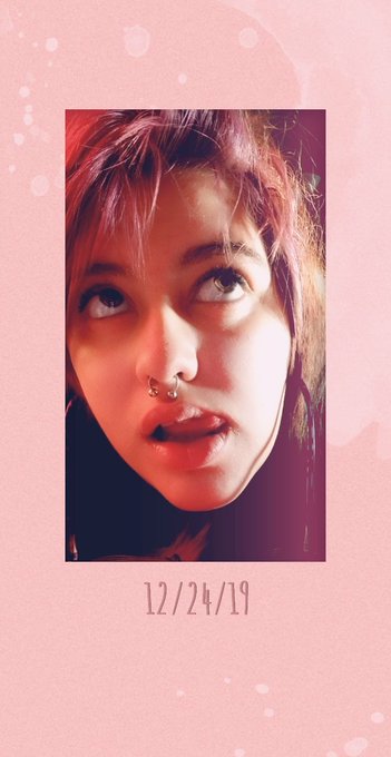 It's just one of those days https://t.co/a5eIcFYop4<a href="/tag/xmaseve"class="tags"><span>#xmaseve</span></a>