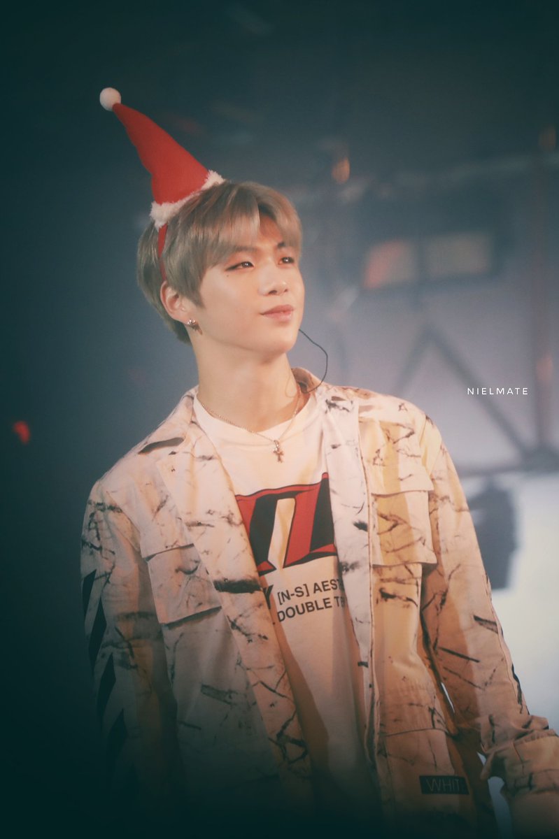 🎄산타할아버지한테 기도했어
내년 크리스마스에 다니엘 캐롤무대 보게 해달라구 🎁
강다니엘 사랑해 <a href="/danielk_konnect/">💖행복하자 강다니엘💖</a>

#WarmWishesForDaniel 
#메리_녜리_크리스마스