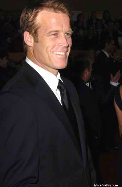 Happy Birthday to actor Mark Valley born on December 24, 1964 