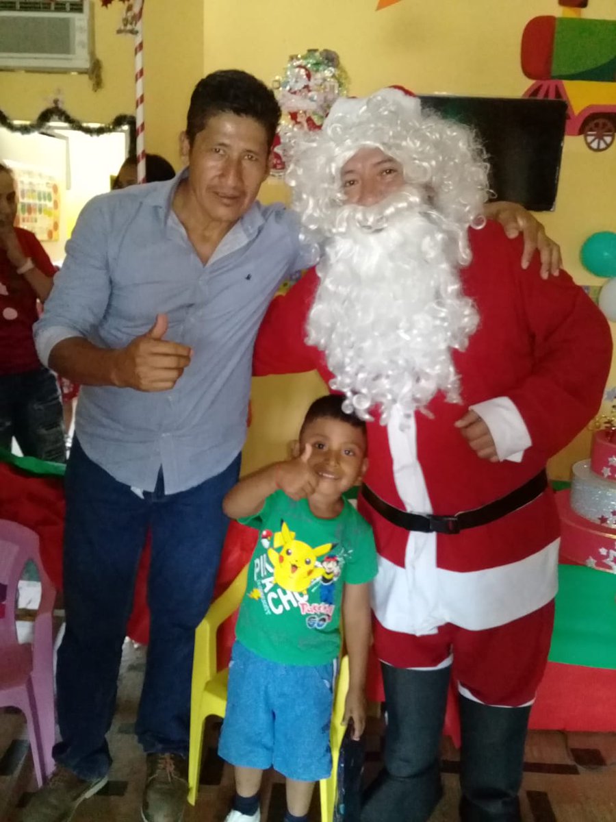 OLCMOSI's tweet photo. Así se trabaja. Asiendo labor comunitaria con nuestros líderes de bario sectores. De la provincia del guaya https://t.co/oNCgRQJI0Q