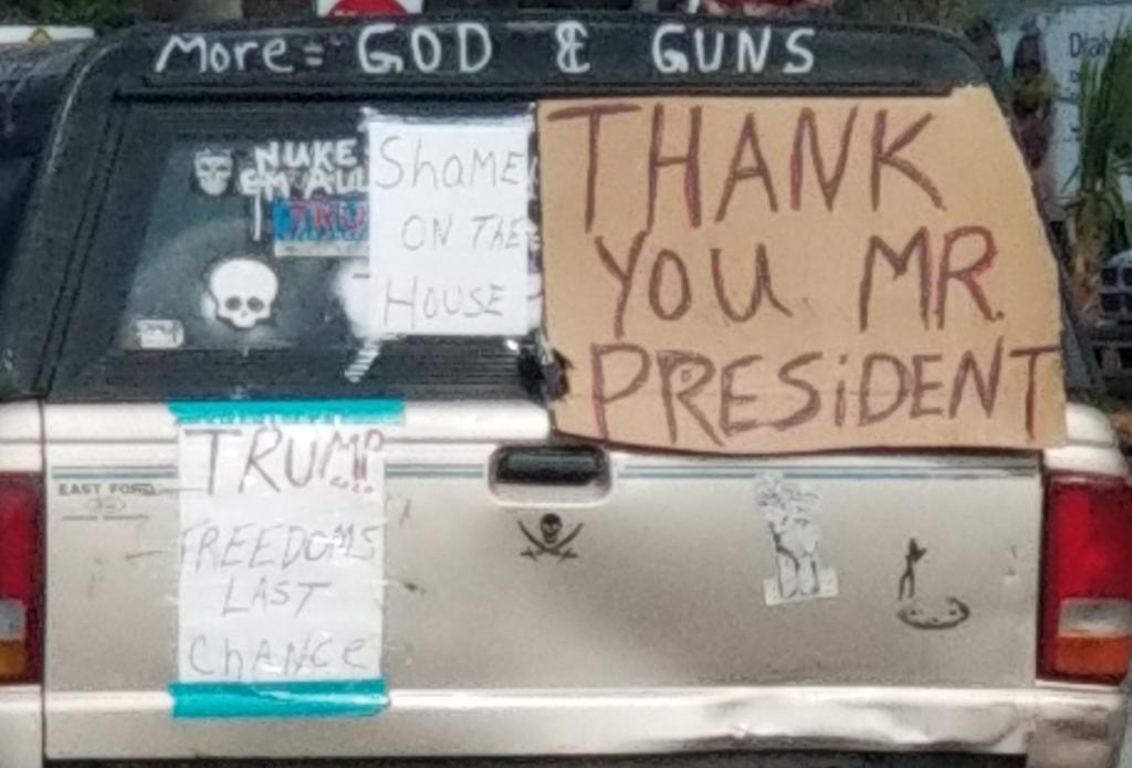 BeachSnowflake2's tweet photo. Always fun times when I take a day trip to Pensacola! 🙄 #ITMFA https://t.co/eBduWaNL1T