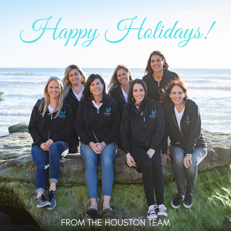 TheHoustonTeam's tweet photo. As 2019 is drawing to an end and we begin looking forward to 2020, The Houston Team would like to thank each of you for your continued support. It means the world to us and we are so grateful! We hope you and your families have a memorable #holiday season &amp; a joyous #newyear! ✨ https://t.co/MScmXgjpdw