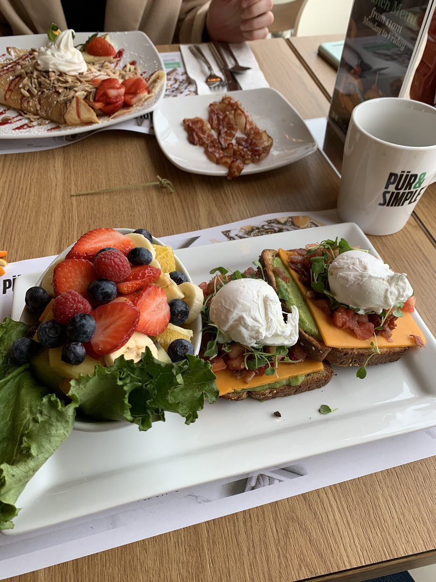 baads's tweet image. Love this new breakfast lunch olace in kelowna @PurSimple