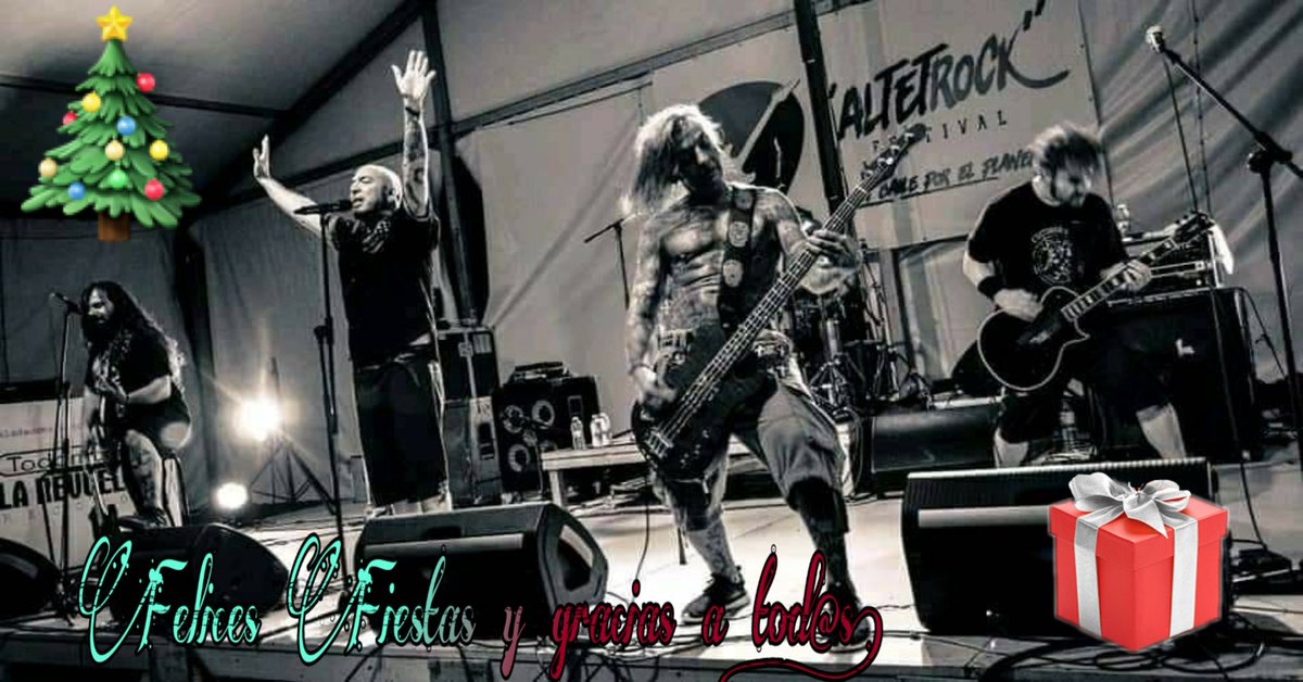 Un año + queremos daros las gracias a tod@s: tanto a l@s que estáis + cerca y + presentes, como a l@s que permanecéis en la sombra, pero nos dais vuestro calor en cada concierto!
A tod@s y cada un@, mil gracias x estar ahí!
Felices fiestas 🎅🎄y nos vemos en 2020 🎼🎤🎸 <a href="/SKUNKDF/">SKUNK D.F.</a>