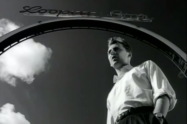 soundstoryuk's tweet image. #nowplaying #80sClassics Black - Wonderful Life 
youtu.be/u1ZoHfJZACA