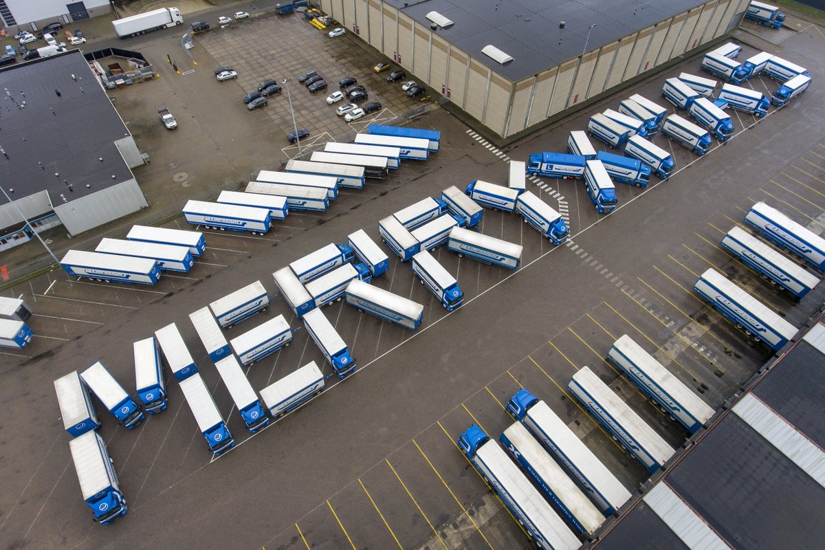 We've got a message for you..🌟 𝗠𝗘𝗥𝗥𝗬 𝗖𝗛𝗥𝗜𝗦𝗧𝗠𝗔𝗦!🎄💙 #mainfreight #merrychristmas