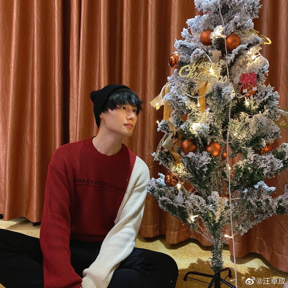 OO_0919_OO's tweet photo. 🎉Merry Christmas🎅🎅 https://t.co/wo11R82ta1
