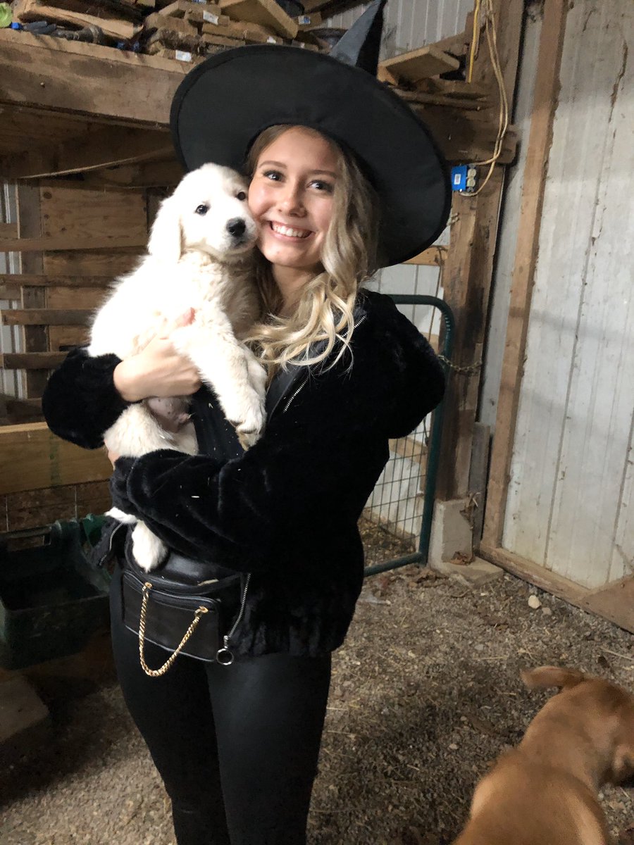 ashleyfraley2's tweet image. Please stop growing 🥺