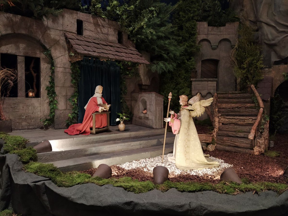 Ich wünsche allen schöne und friedliche Weihnachtsfeiertage